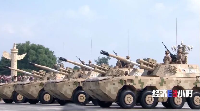 坦克、机器狼！实地测试阅兵装备图3