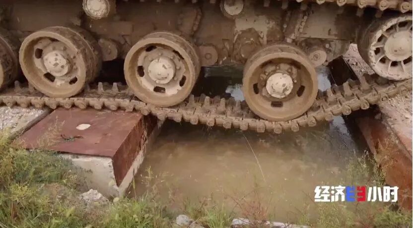 坦克、机器狼！实地测试阅兵装备图5