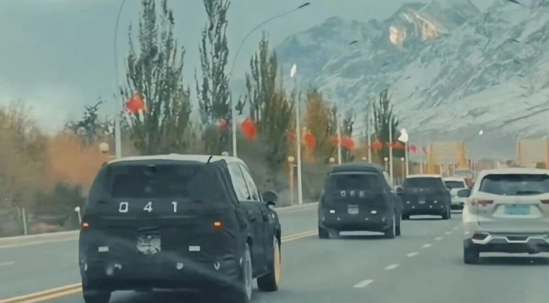小米YU9再度现身，第一辆增程SUV终于要来了图6