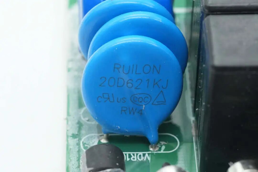 拆解报告：优优绿能20kW新能源汽车充电模块图25