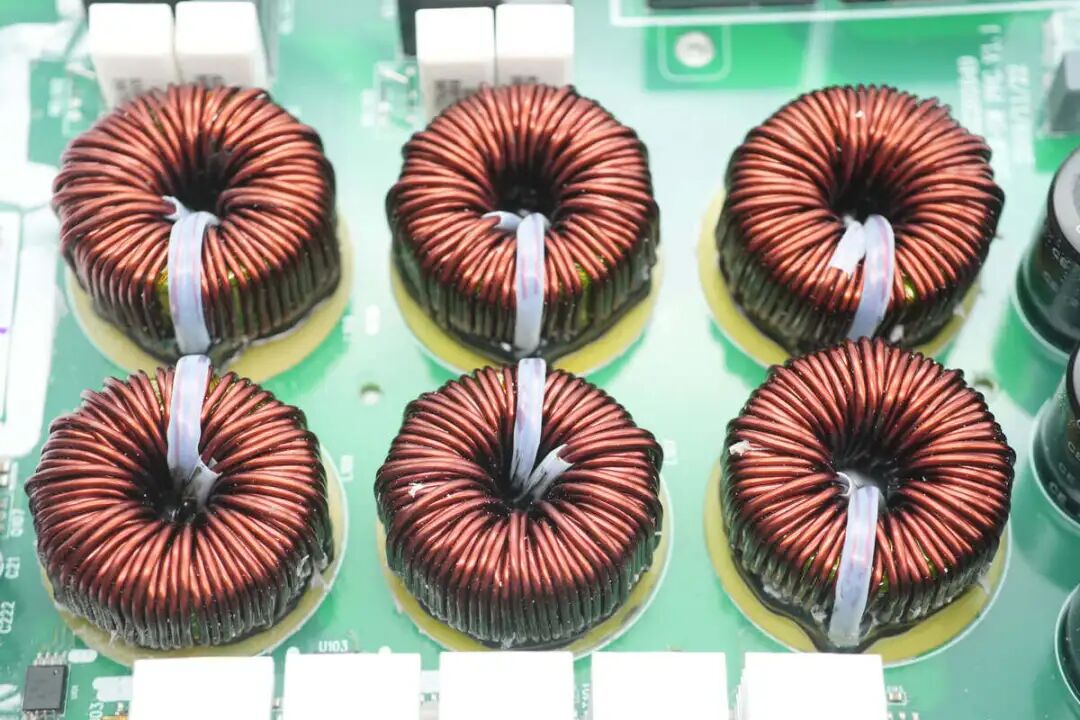 拆解报告：优优绿能20kW新能源汽车充电模块图34