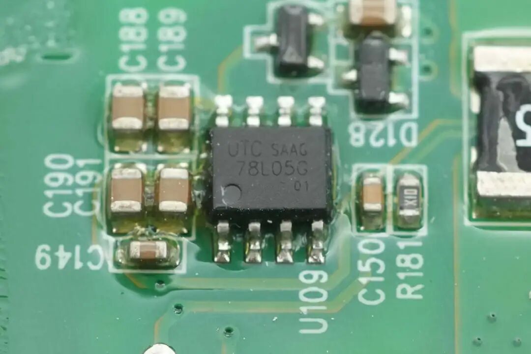 拆解报告：优优绿能20kW新能源汽车充电模块图40