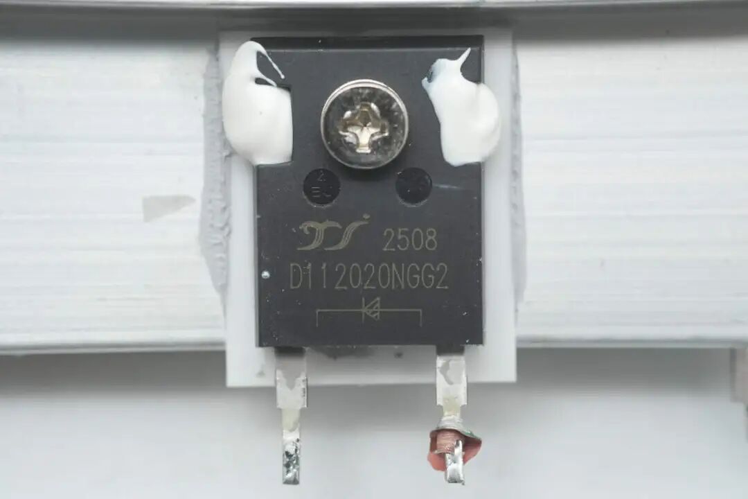 拆解报告：优优绿能20kW新能源汽车充电模块图44