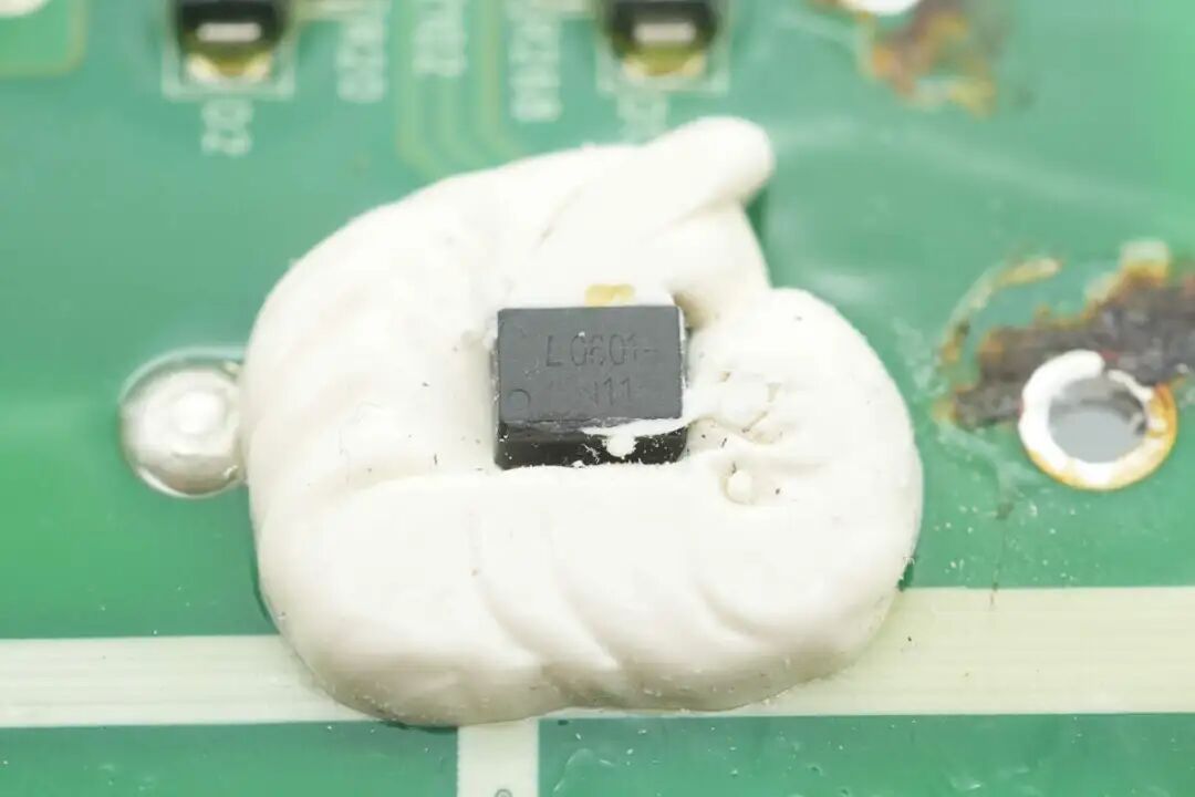拆解报告：优优绿能20kW新能源汽车充电模块图48