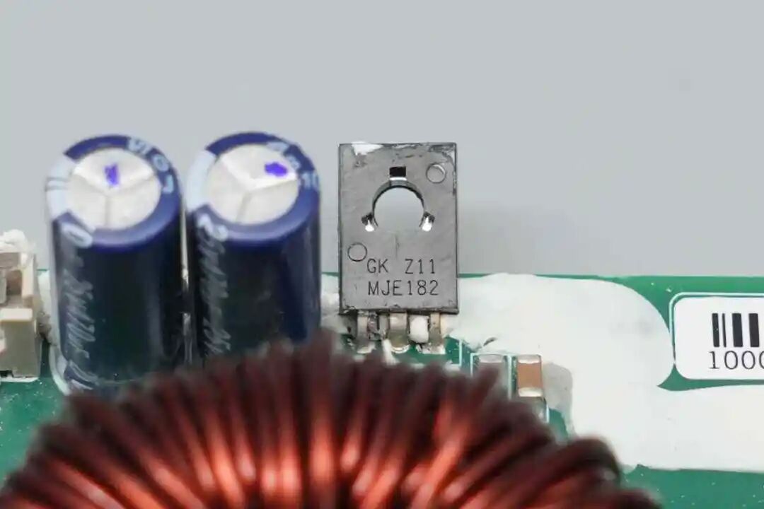 拆解报告：优优绿能20kW新能源汽车充电模块图53