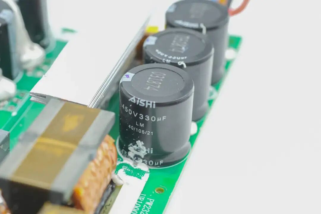 拆解报告：优优绿能20kW新能源汽车充电模块图80