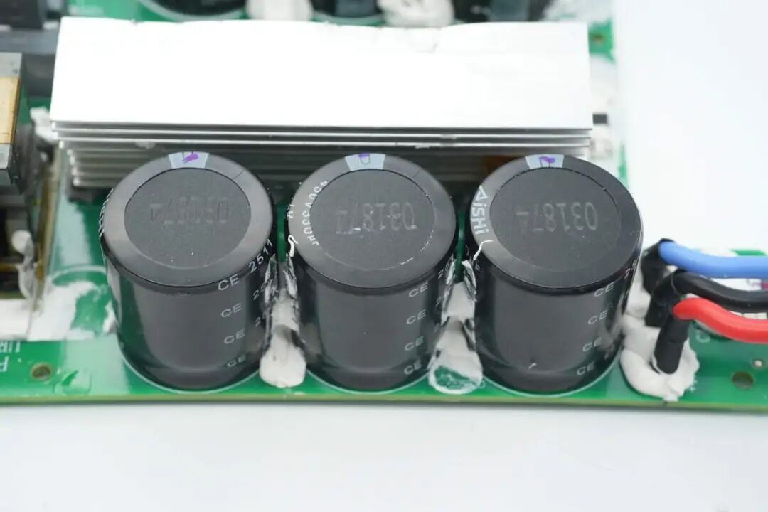 拆解报告：优优绿能20kW新能源汽车充电模块图81