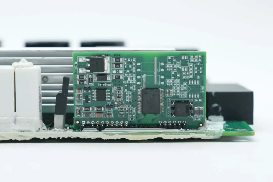 拆解报告：优优绿能20kW新能源汽车充电模块图123