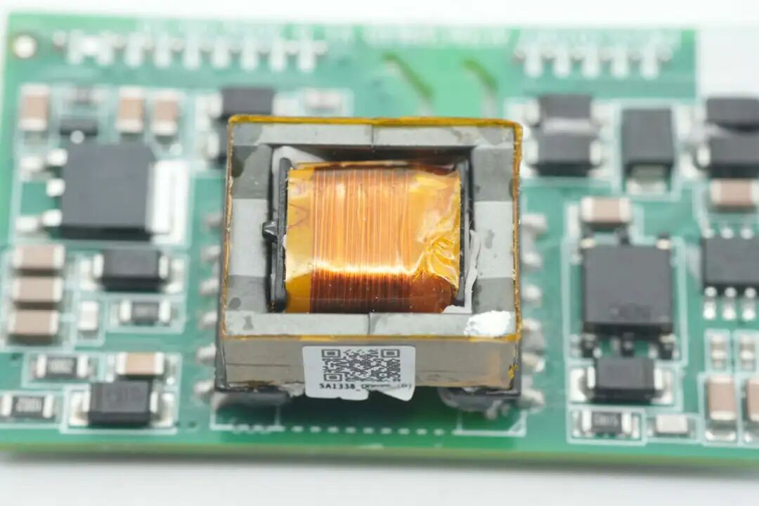 拆解报告：优优绿能20kW新能源汽车充电模块图128
