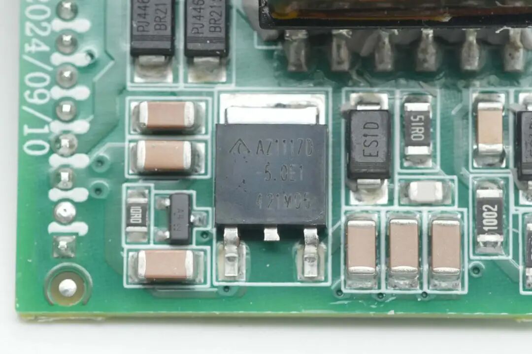 拆解报告：优优绿能20kW新能源汽车充电模块图132