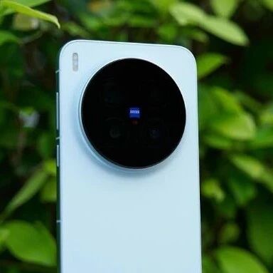 vivo X300 Pro 评测：从天玑调校看蓝厂进化到两亿影像看蓝厂