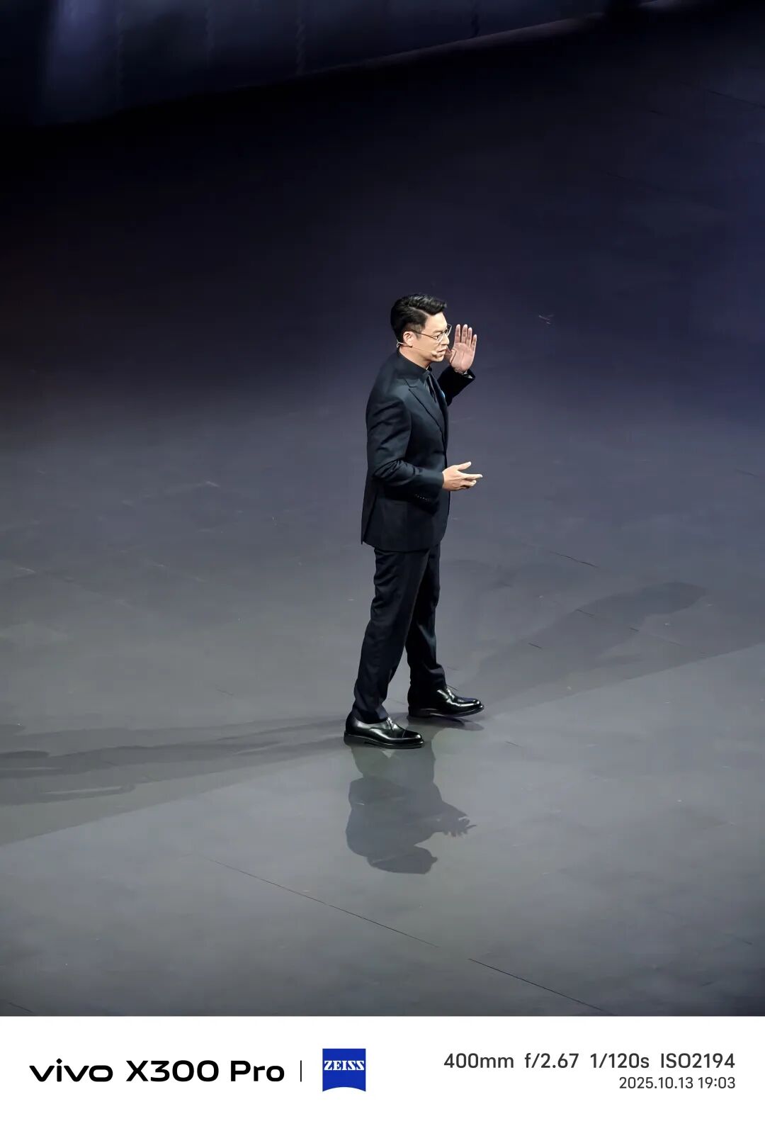 4399元起！vivo X300系列正式发布！真机上手、配置信息汇总及样张汇总！图25