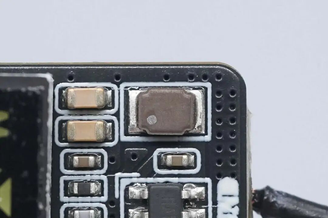 不换适配器也能让iPhone 17系列支持AVS！士昌鼎一分二PD3.2数显快充线方案解析图24