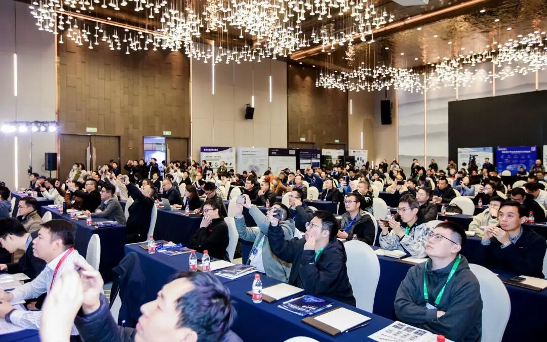 线控制动One-Box如何突破高阶智能辅助驾驶的安全冗余瓶颈 | 盖世汽车2025第五届汽车AI智能底盘大会图4