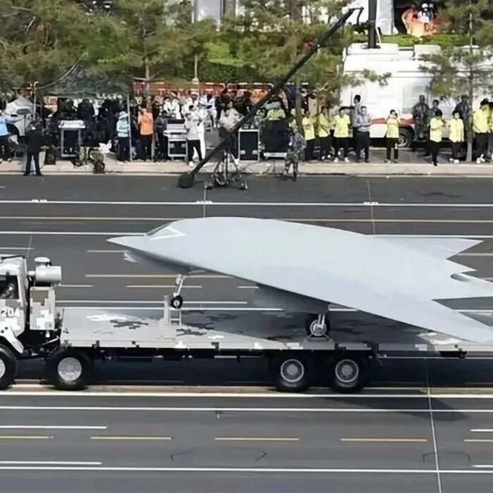 中国攻击-11隐形无人机中队部署日喀则空军基地；美媒：印军麻烦大了
