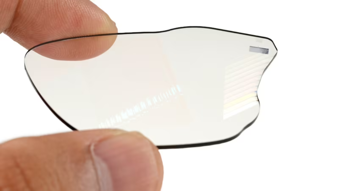 Meta Ray-Ban Display 全美售罄，试戴预约排到11月，拆解后：AR 技术领先，可维修性存短板图7