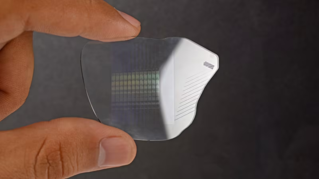 Meta Ray-Ban Display 全美售罄，试戴预约排到11月，拆解后：AR 技术领先，可维修性存短板图8