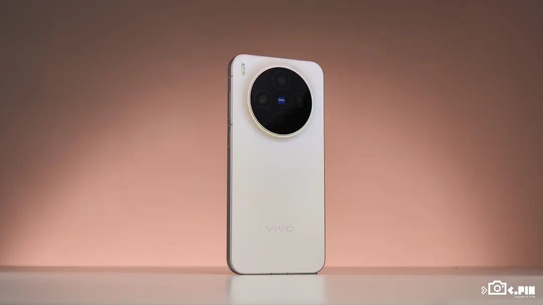 4399元起的vivo X300,能成为今年最强标准版手机吗?图8
