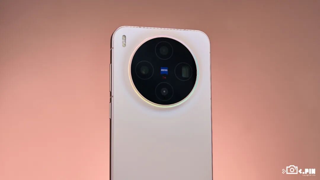 4399元起的vivo X300,能成为今年最强标准版手机吗?图10