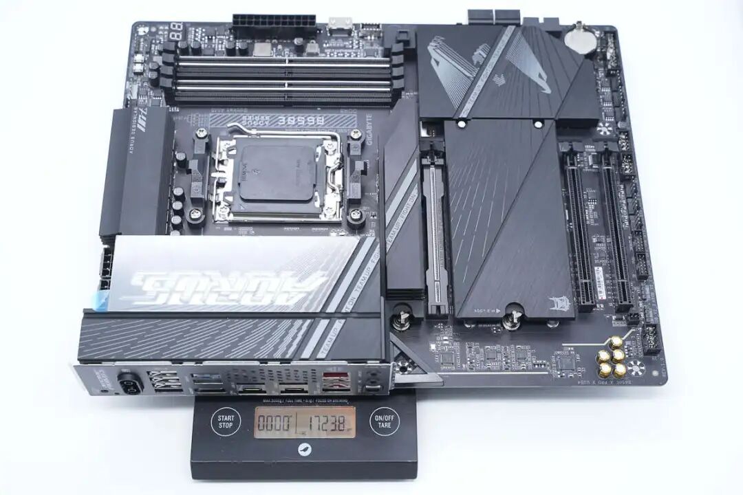 拆解报告:技嘉B650E AORUS PRO X USB4主板图12