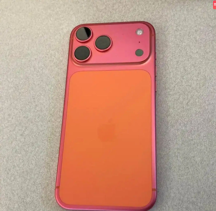 iPhone17 PM又翻车?后盖竟然会氧化,“星宇橙”变“玫瑰金”图2