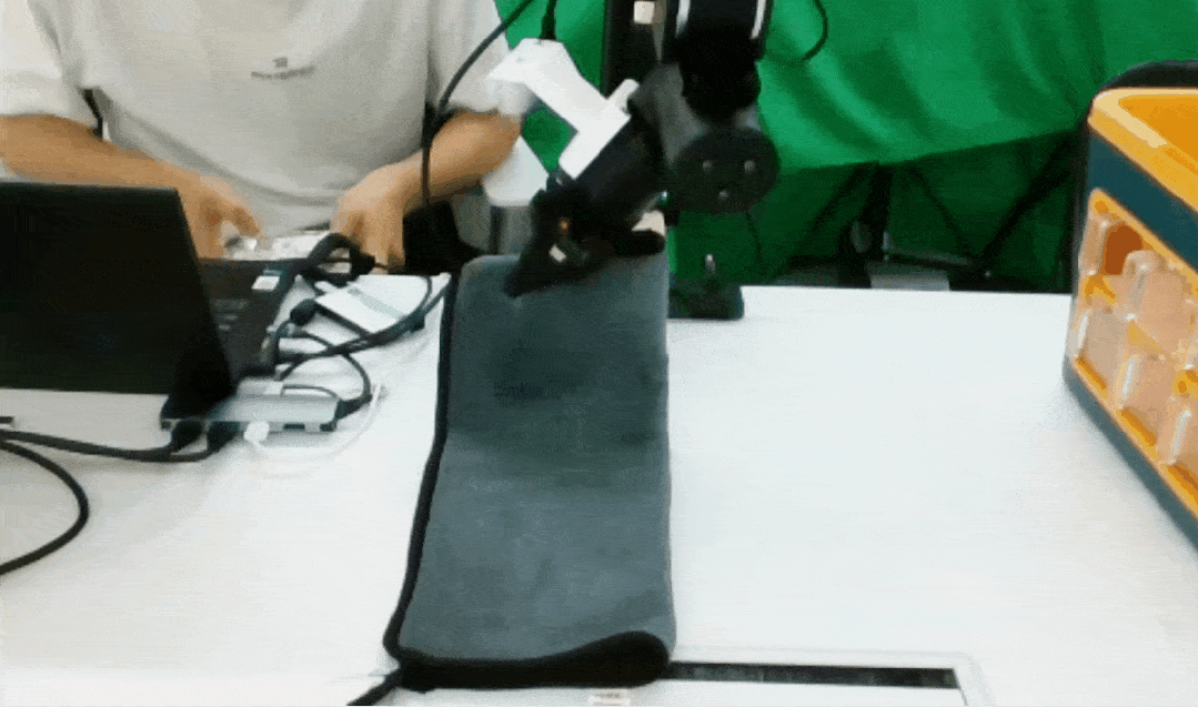 全球首个！RoboChalleng登场，开启大规模机器人实体评测图9