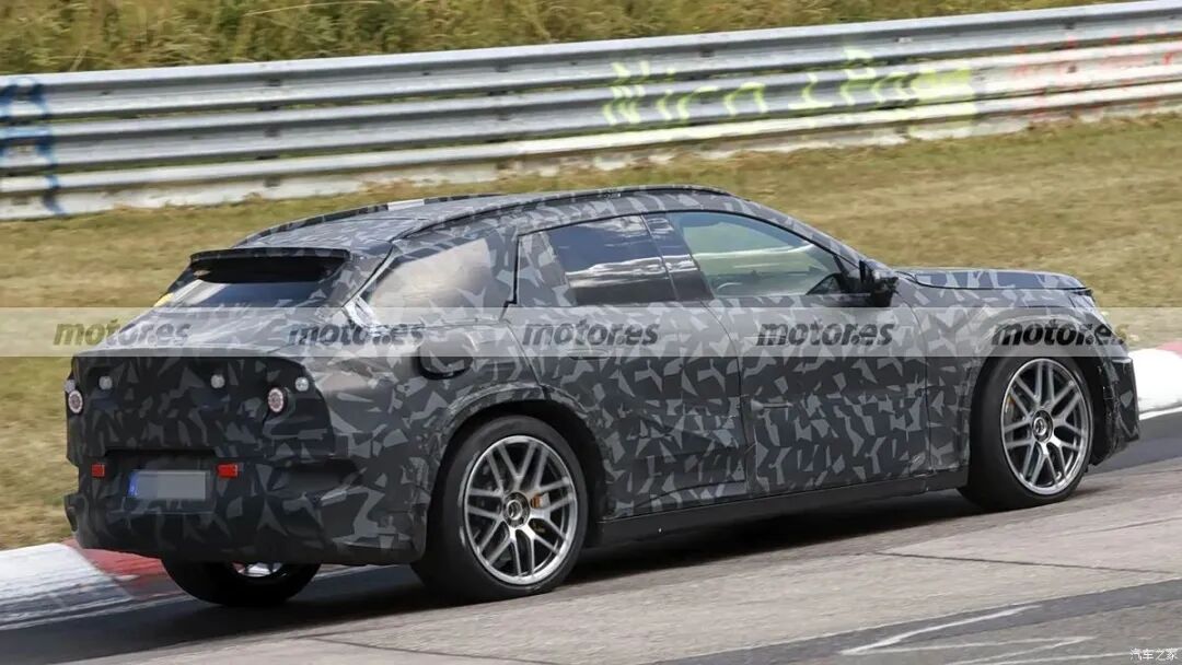 AMG纯电SUV谍照曝光 或命名为AMG GT SUV图3