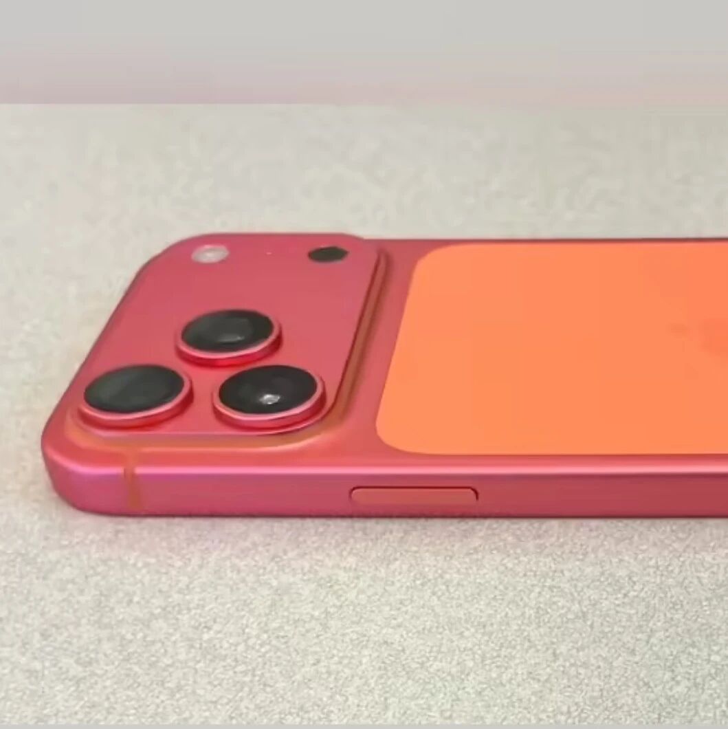 潮讯：iPhone17ProMax褪色了；小米Q3出货量全球第三；库克现身北京；战地6销量超650万份