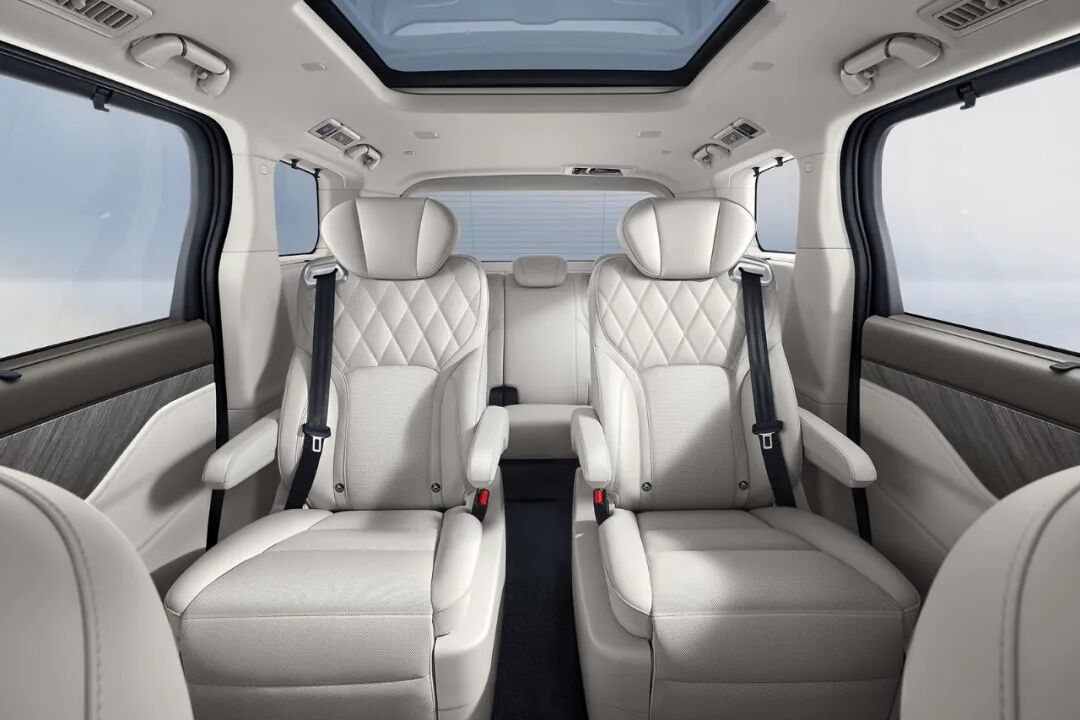 听我的!忘了阿尔法吧,这台家用MPV你必须知道的几个点图5