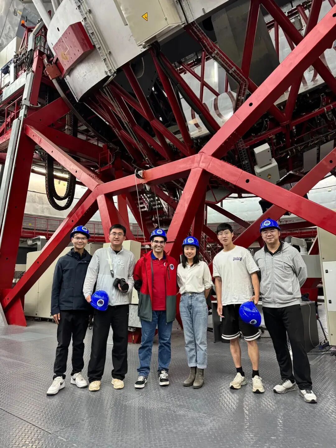 中国研制出全球首款亚埃米级快照光谱成像芯片图5