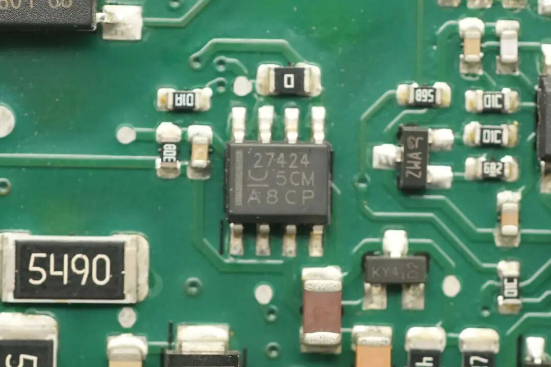 拆解报告：光宝1600W碳化硅白金牌服务器电源图85