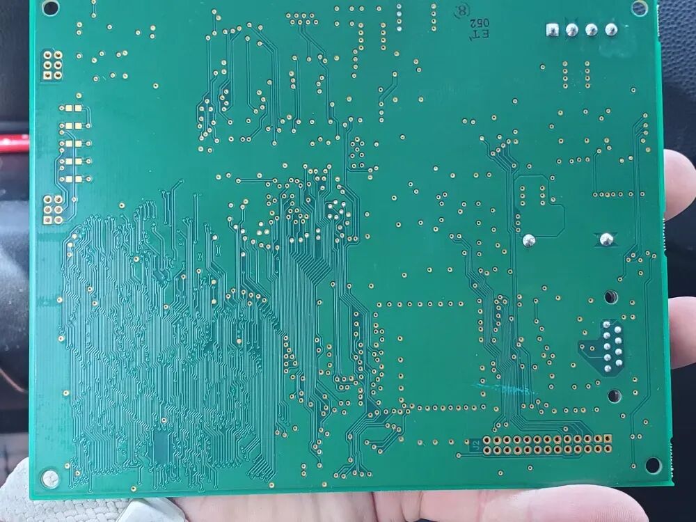 拆了台全球领先的热泵系统控制面板,看看都用了哪些元器件?有7颗牛屎~~图30