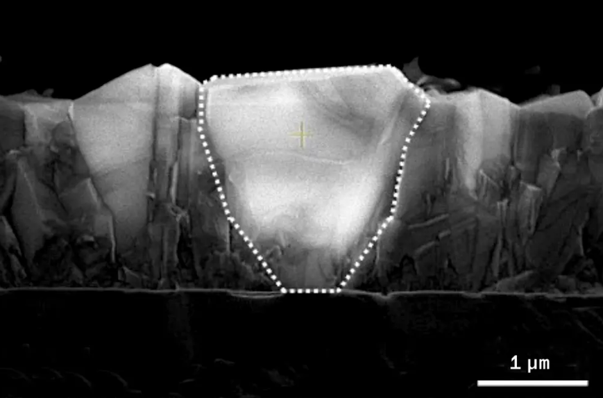 晶体管上铺“金刚石毯”?散热新思路图2