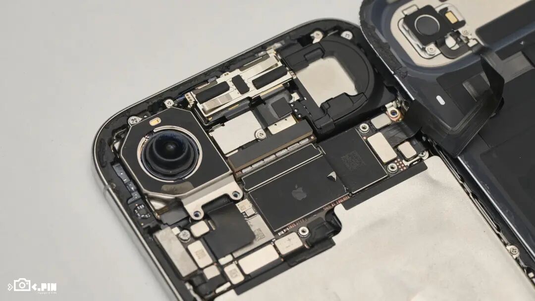 拆完iPhone Air后,我觉得苹果还有牙膏能挤。图28
