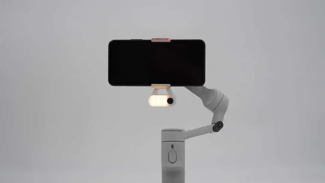 拆解报告:影石Insta360自动追踪手持云台Flow 2 Pro图32