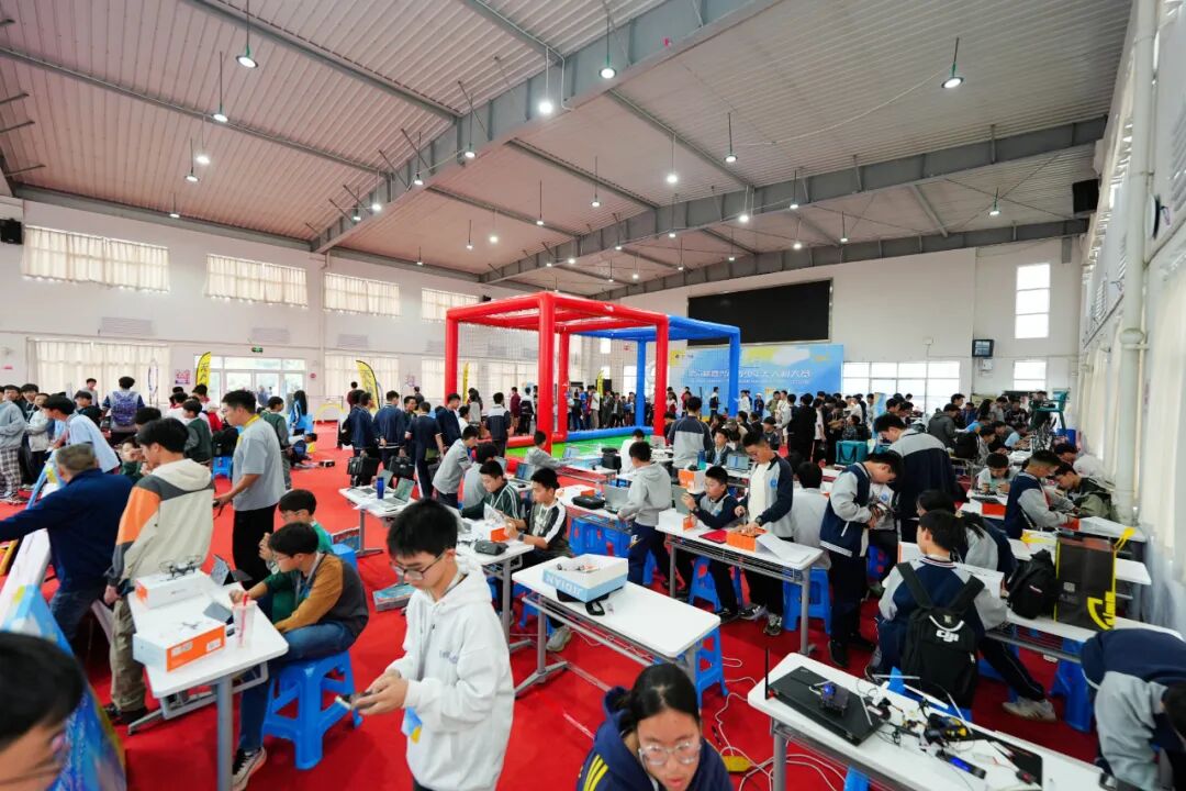 逐梦蓝天-2025年第六届嘉兴市青少年无人机大赛圆满举办图22