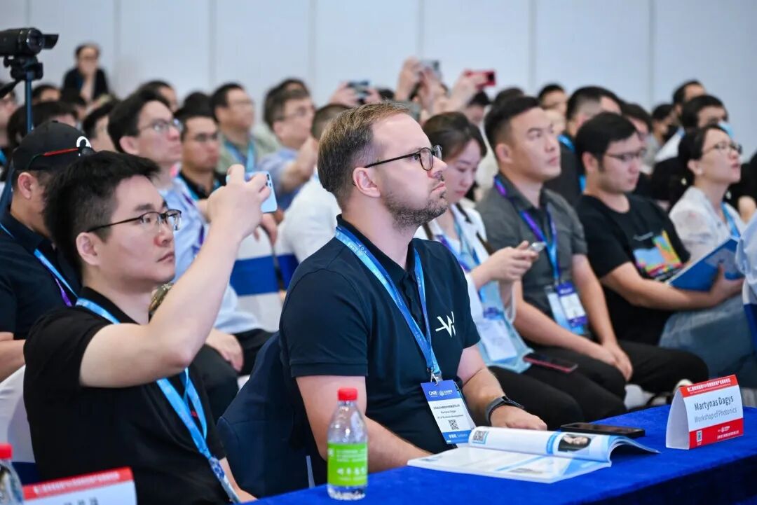 【议题更新】2026年第三届玻璃基板TGV暨板级封装产业链高峰论坛（3月19-20日 苏州）图12