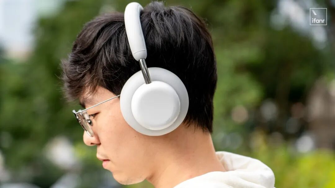 CMF 的新头戴耳机,价格是苹果 AirPods Max 的五分之一图5