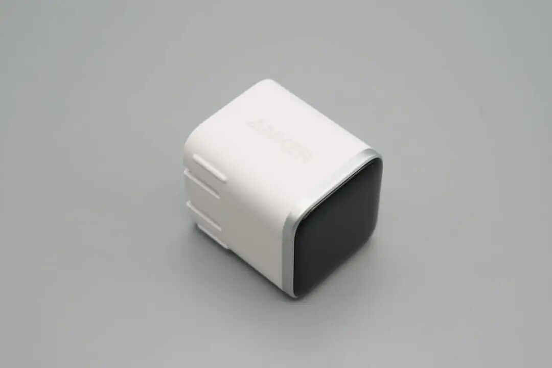 拆解报告:安克Nano 45W氮化镓屏显充电器图6