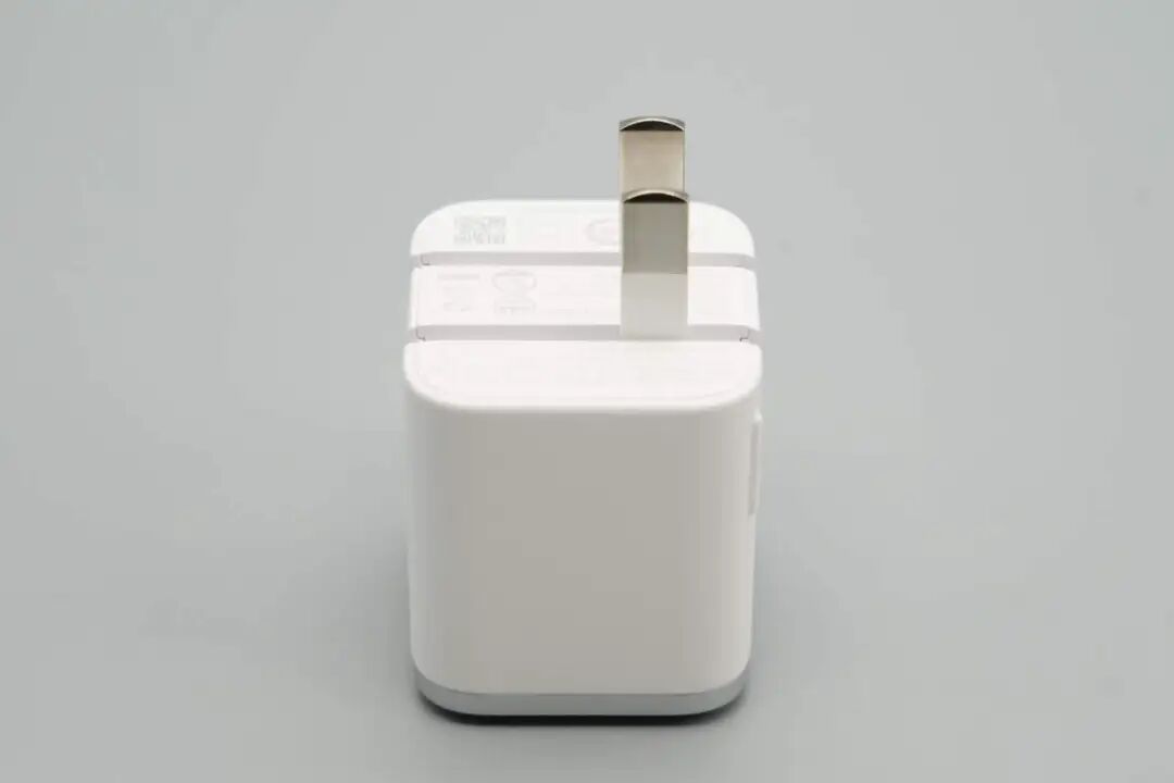 拆解报告:安克Nano 45W氮化镓屏显充电器图18