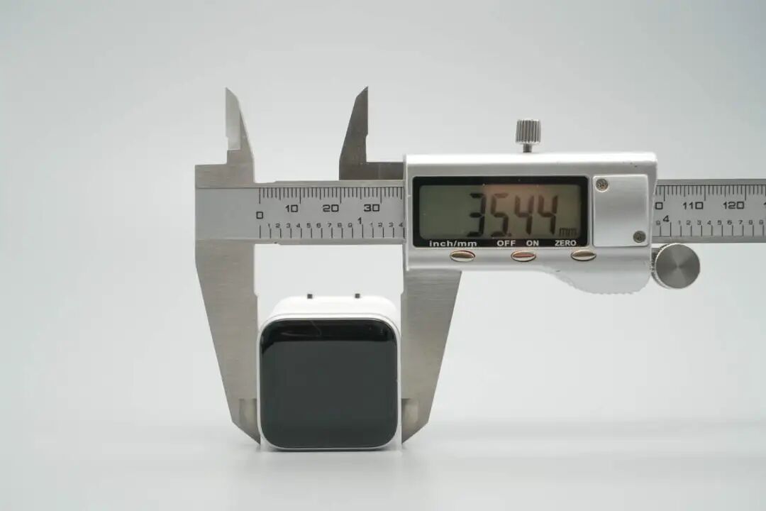 拆解报告:安克Nano 45W氮化镓屏显充电器图21