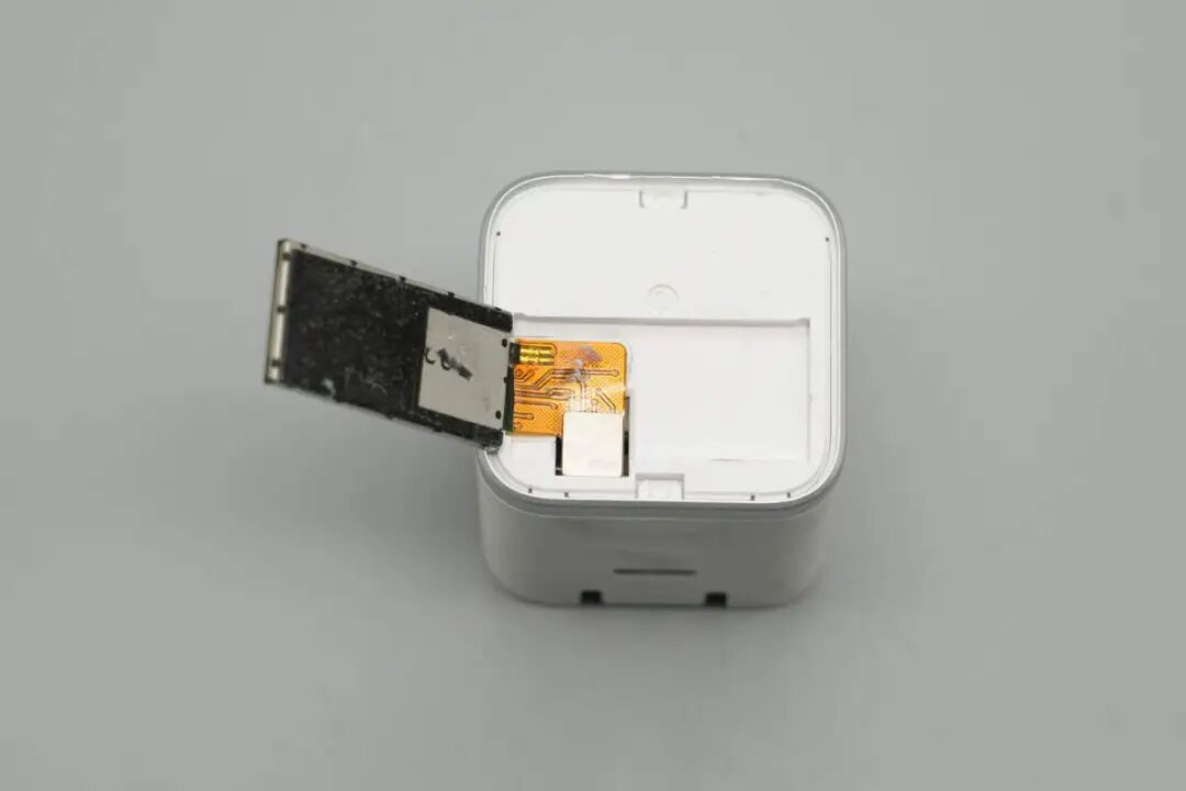 拆解报告:安克Nano 45W氮化镓屏显充电器图30