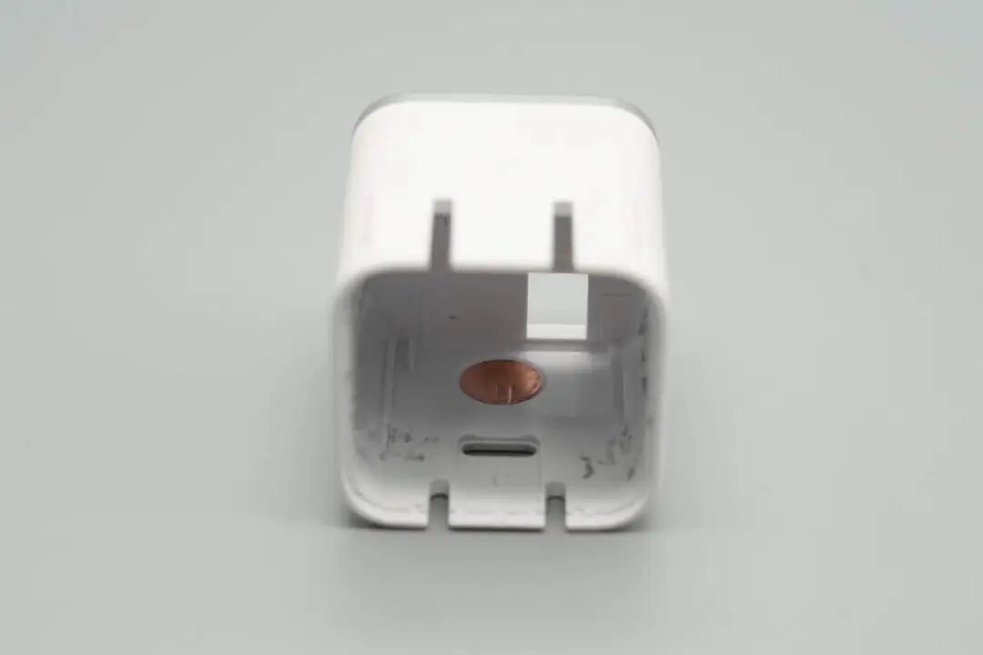 拆解报告:安克Nano 45W氮化镓屏显充电器图32