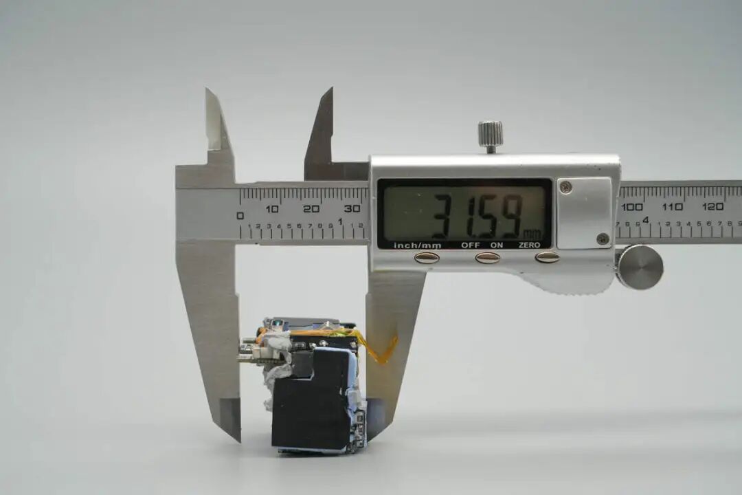 拆解报告:安克Nano 45W氮化镓屏显充电器图33