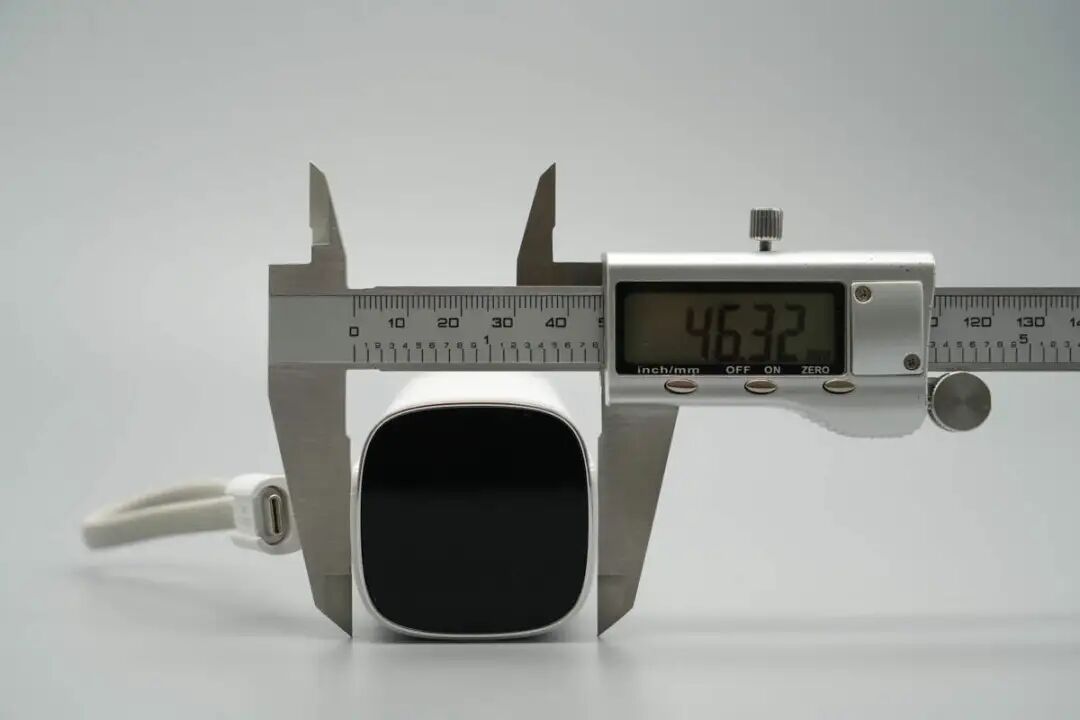 拆解报告：创维205W 15000mAh自带线快充移动电源图27