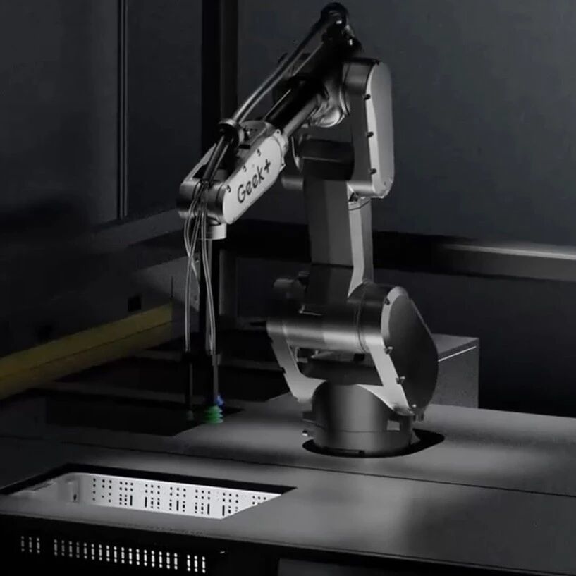 全流程无人仓的最后一块拼图，极智嘉具身智能新品补上了