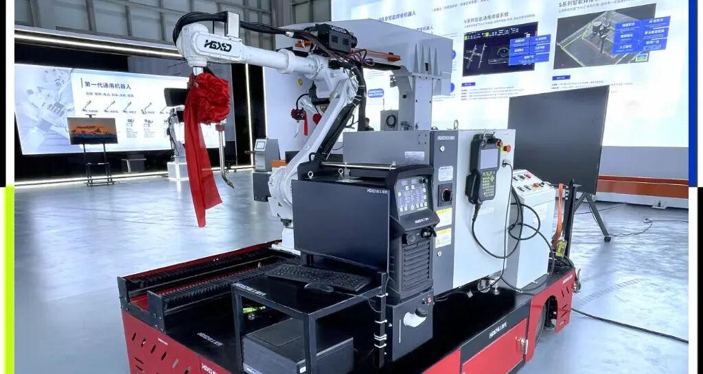 焊工缺口数百万,这家具身智能机器人公司深耕AI机械焊工,融资超亿元|36氪首发图1