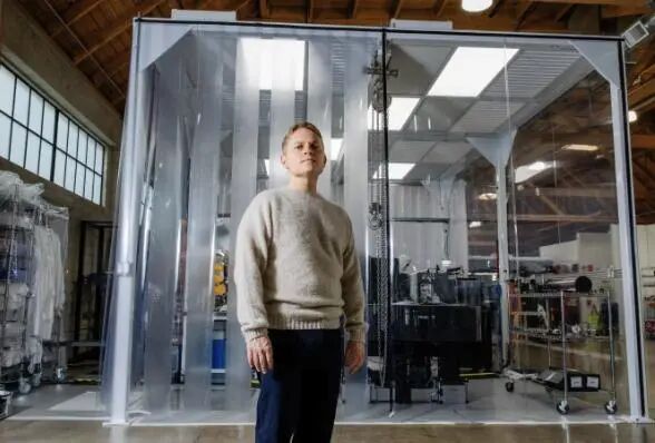 炸裂!新型光刻机问世,12nm突破媲美EUV!图1