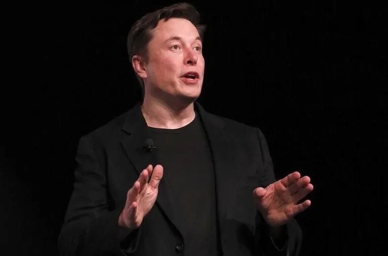 若马斯克离职特斯拉已准备新CEO,传苹果固态按键完成验证,亚马逊裁员,美参议员提出禁止未成年人AI聊天,这就是今天的其他大新闻!图5