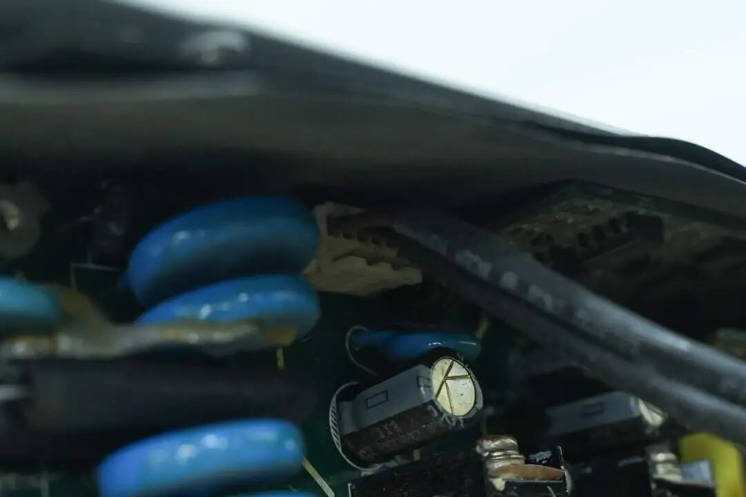 拆解报告:高斯宝电气15kW新能源汽车充电模块图18